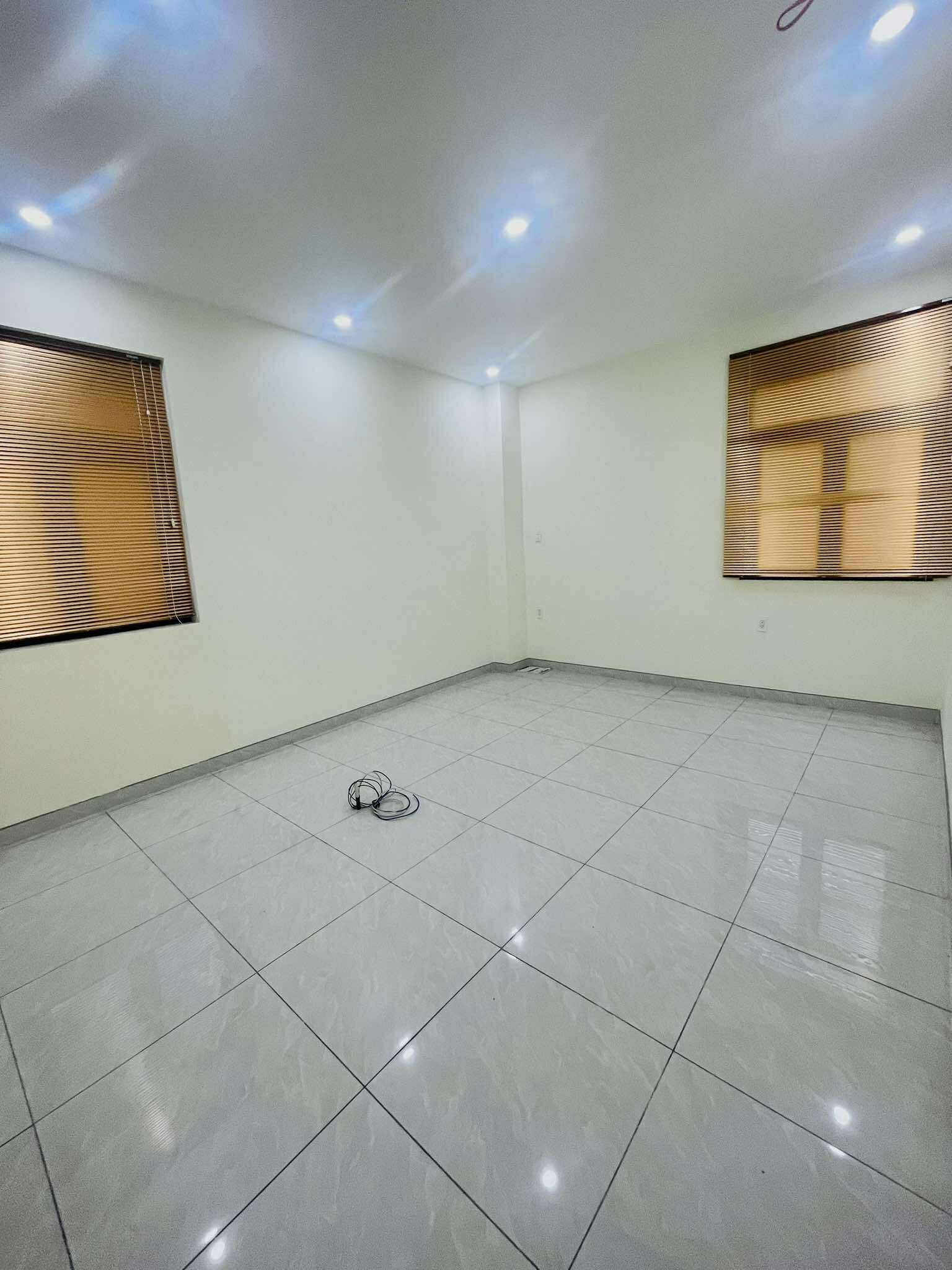 NHÀ LÊ QUANG ĐỊNH 4 TẦNG 135m2 NỞ HẬU, 7 PN ĐANG CHO THUÊ - GIÁ 19.9 TỶ 10