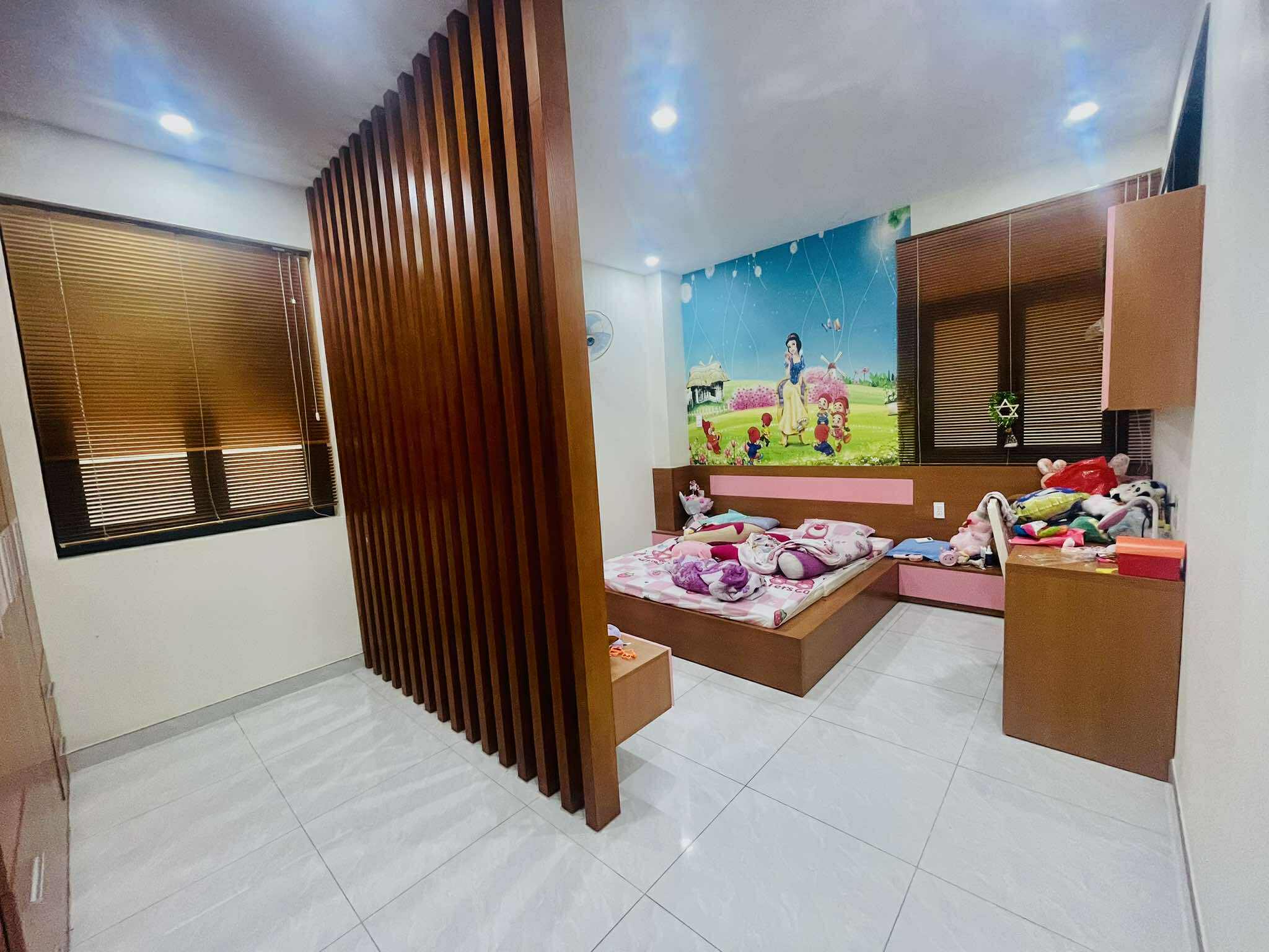 NHÀ LÊ QUANG ĐỊNH 4 TẦNG 135m2 NỞ HẬU, 7 PN ĐANG CHO THUÊ - GIÁ 19.9 TỶ 8