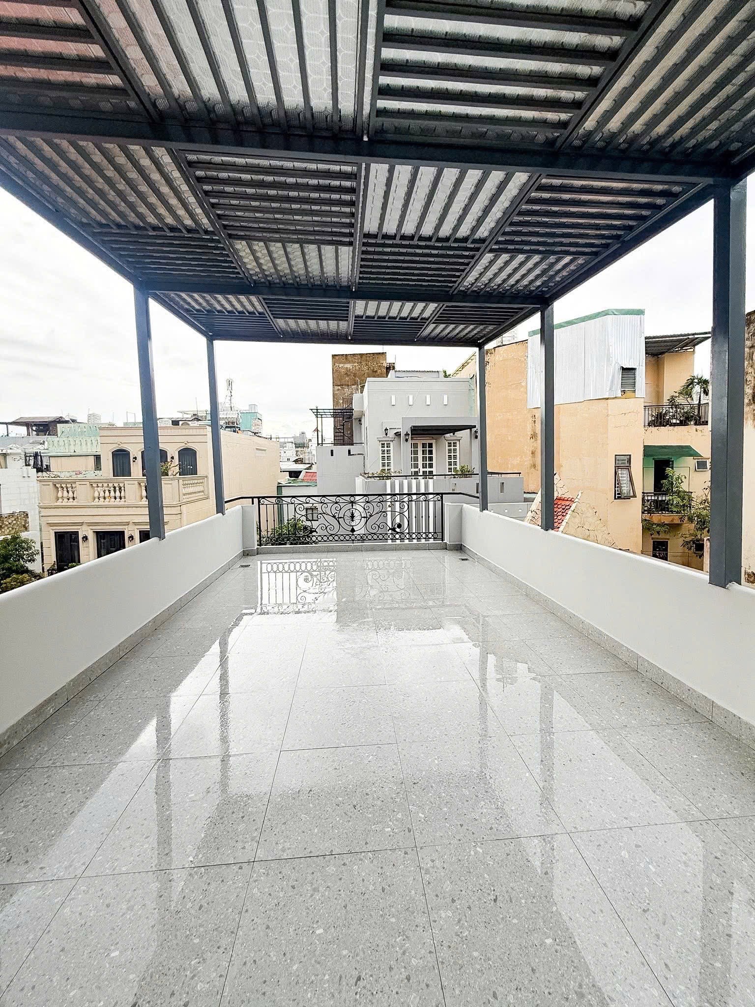 NHÀ MỚI 5 TẦNG 5PN 5WC GIÁP KHU D BÌNH THẠNH - 70m2 (4×17.5) VUÔNG A4 - GIÁ 13.8T 11