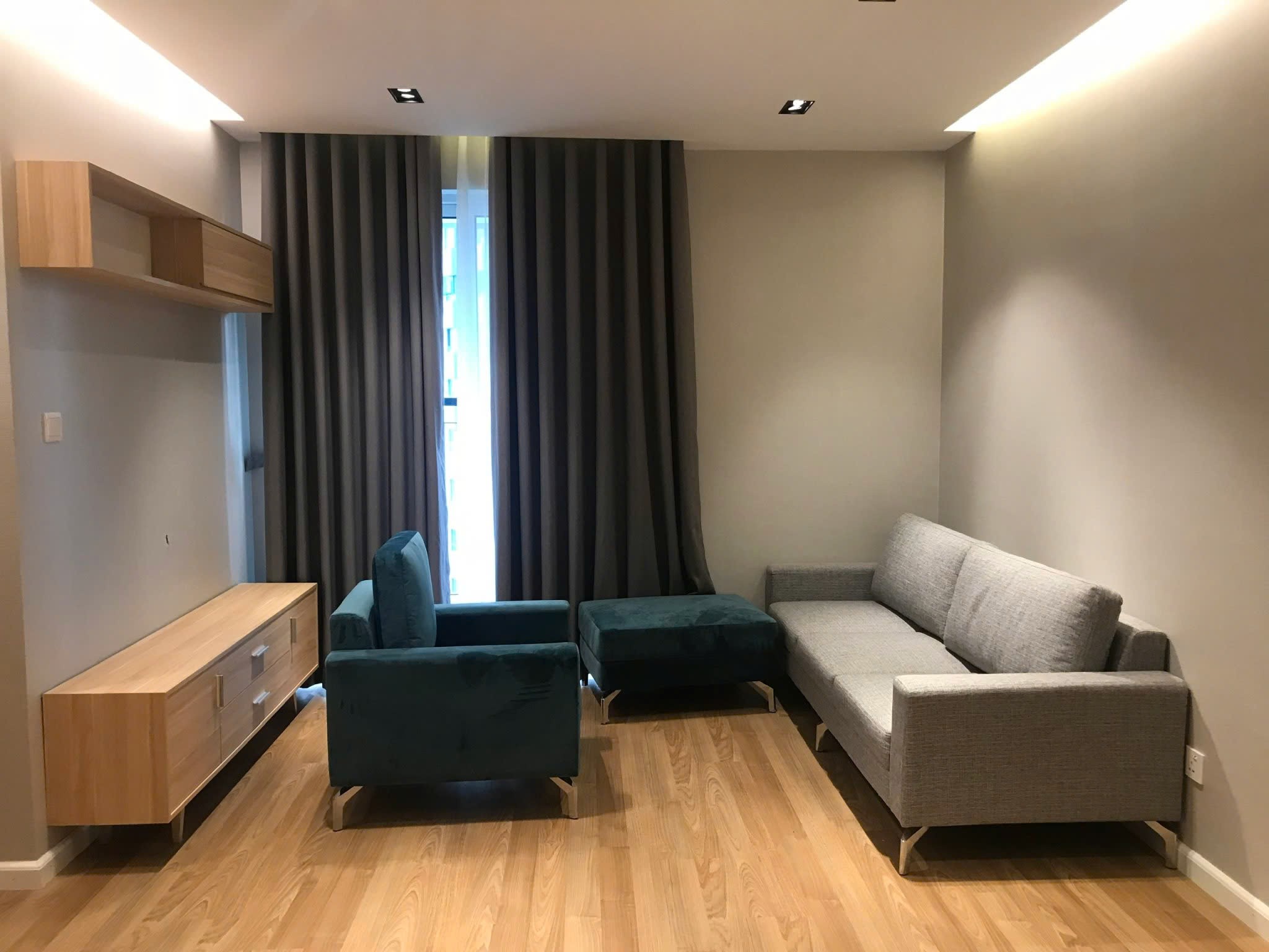Bán căn 2PN tại tầng trung S4 Seasons Avenue, FULL ĐỒ giá tốt