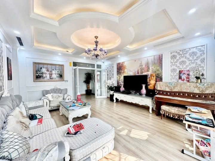 Hơn 5 tỷ nhà 80m2x5T khu Tả Thanh Oai gần chợ, ô tô đỗ gần nhà. LH 0989626116