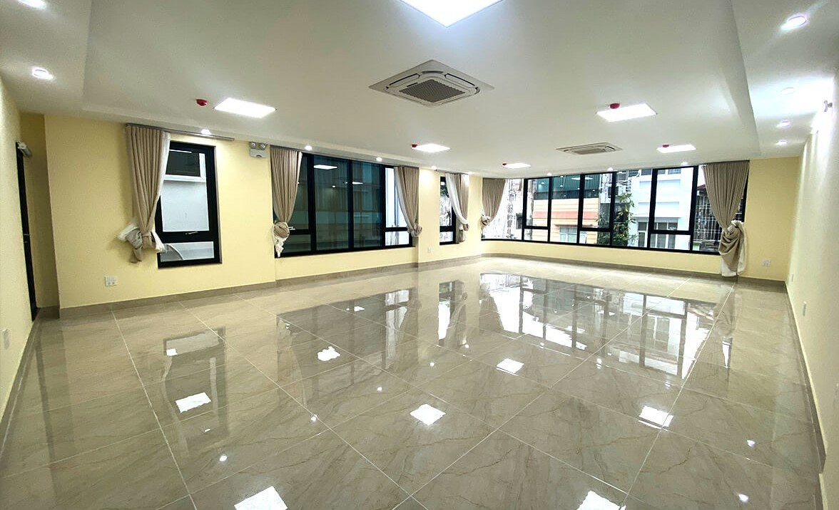 Bán toà nhà Khương Trung, 8 tầng + 1 hầm, dòng tiền 140tr/tháng, thang máy xịn, mặt tiền rộng, 2