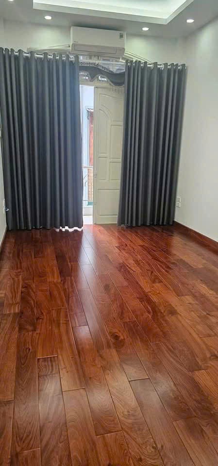 TRẦN QUÝ KIÊN, PHÂN LÔ, VỈA HÈ KINH DOANH SẦM UẤT, THOÁNG TRƯỚC SAU, MUA LÀ LÃI 3