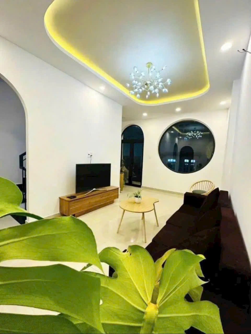 Cần tiền Bán gấp Homestay đẹp gần trung tâm đường Trần Phú, Đà Lạt giá chỉ 9.8 tỷ