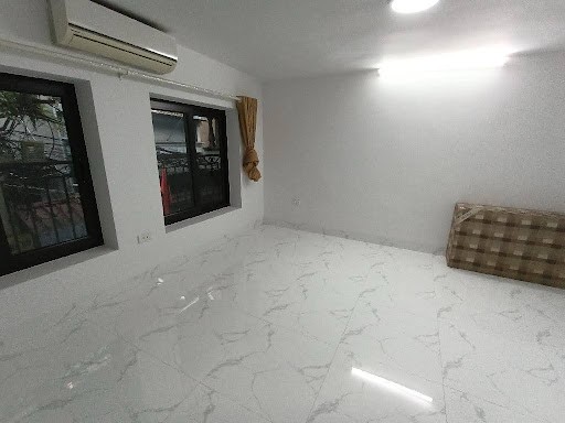 BÁN GẤP NHÀ MINH KHAI – MẶT NGÕ – KINH DOANH – 30m² – 3 TẦNG – NHỈNH 5 TỶ – ÔTÔ 29 CHỖ ĐỖ CÁCH 3
