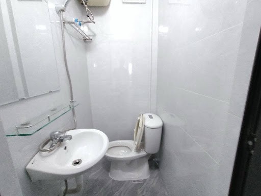 BÁN GẤP NHÀ MINH KHAI – MẶT NGÕ – KINH DOANH – 30m² – 3 TẦNG – NHỈNH 5 TỶ – ÔTÔ 29 CHỖ ĐỖ CÁCH 5