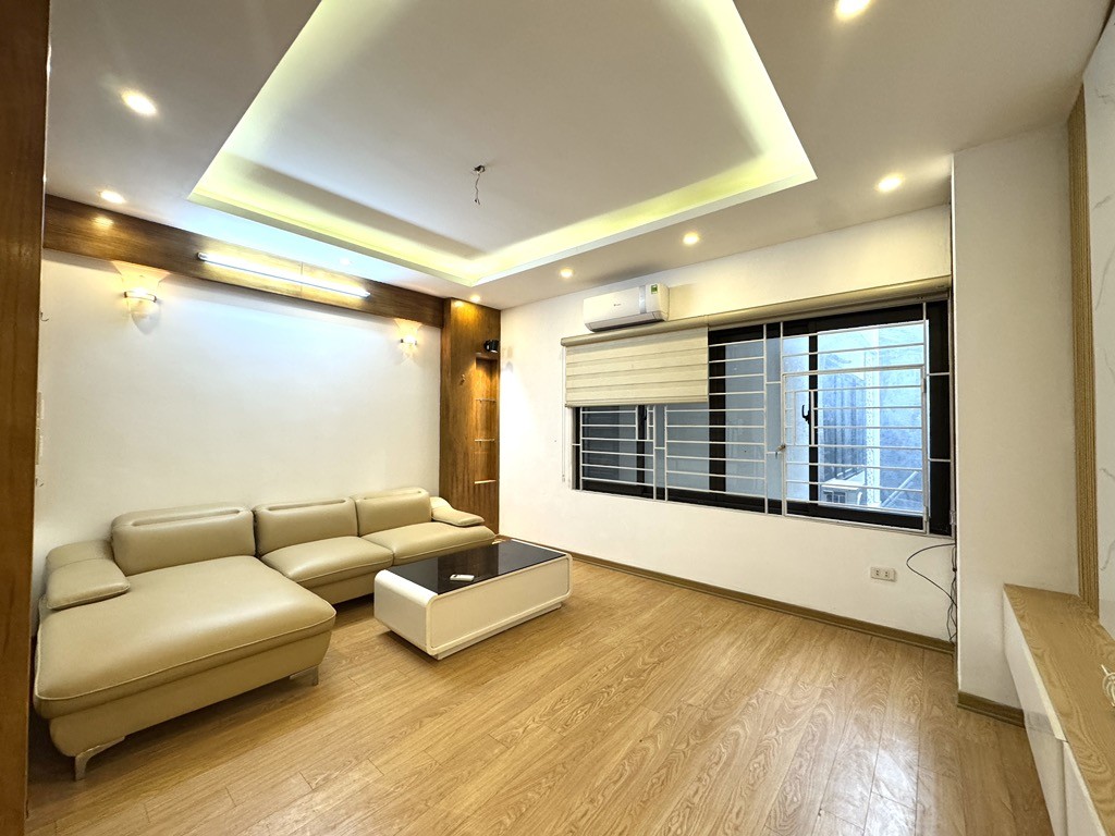 Bán Nhà 5 Tầng Hạ Yên Quyết, Trung Kính, Cầu Giấy, 30m Ra Phố, An Sinh Tốt, Full Nội Thất, Ở ngay 2