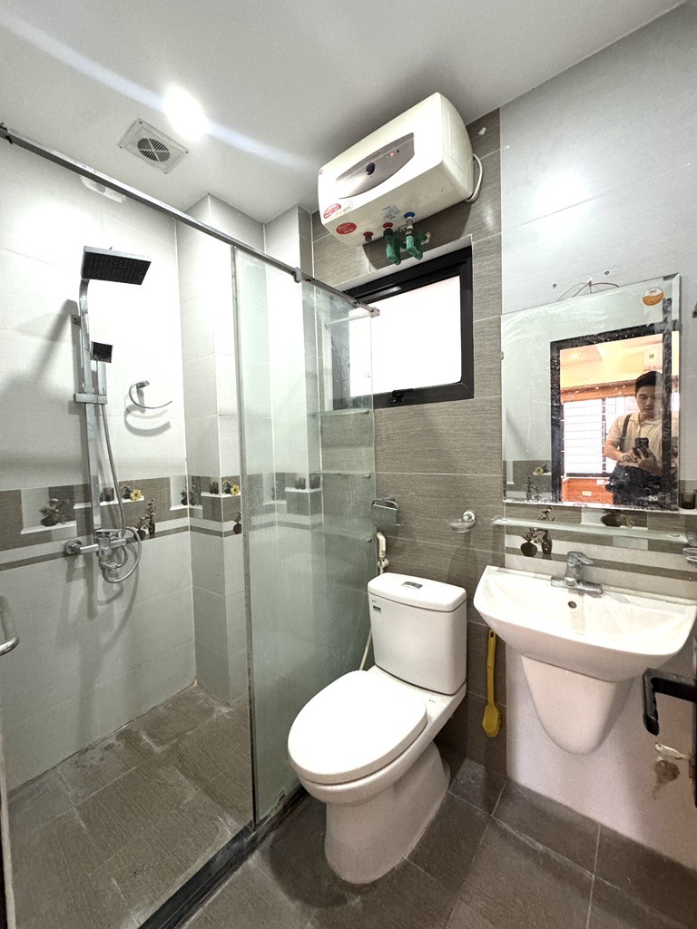 Bán Nhà 5 Tầng Hạ Yên Quyết, Trung Kính, Cầu Giấy, 30m Ra Phố, An Sinh Tốt, Full Nội Thất, Ở ngay 5