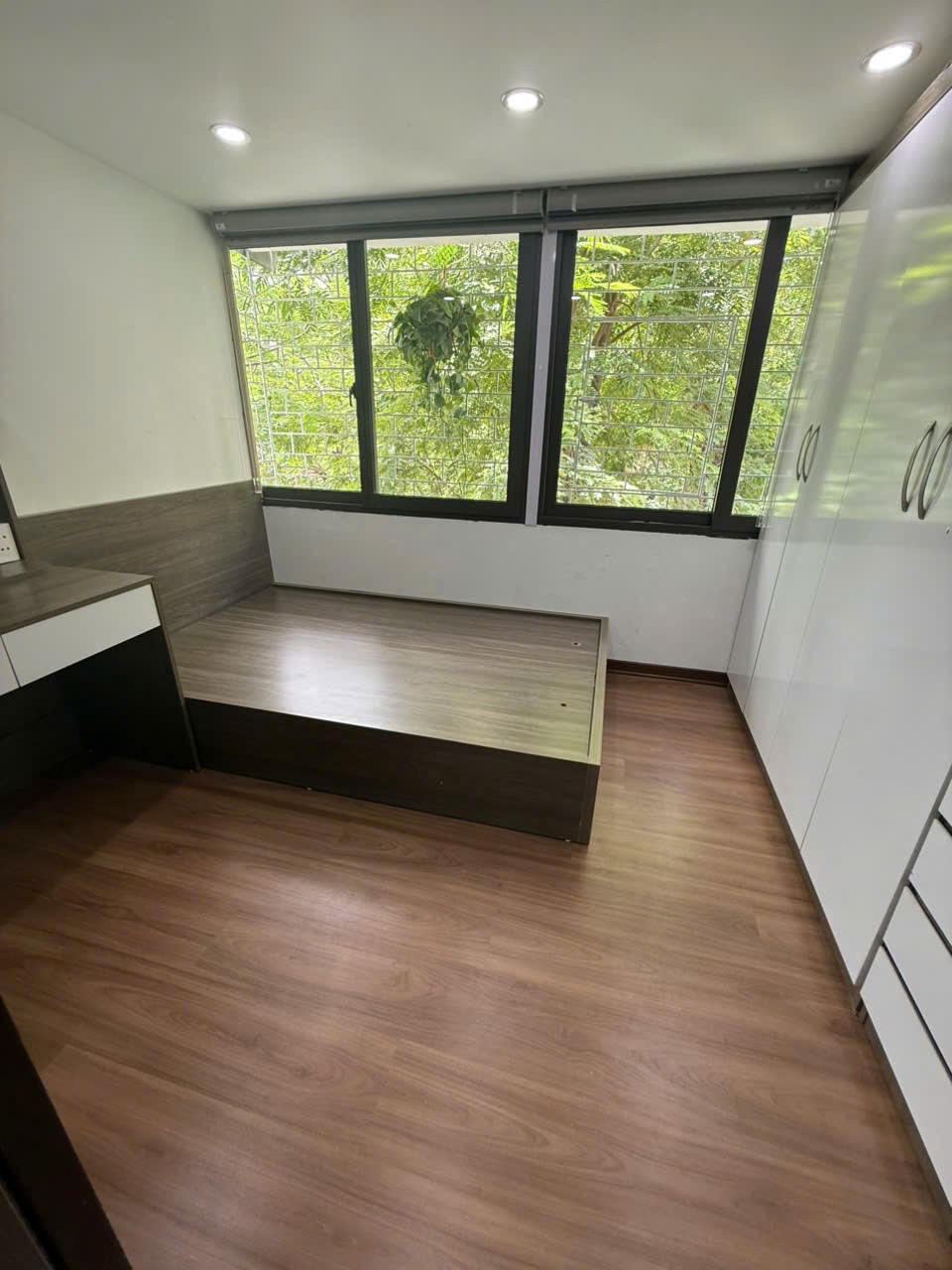Bán căn hộ tập thể ngõ Hòa Bình 7 - Minh Khai,  Hai Bà Trưng 70m, 3 ngủ giá 3.65 tỷ 6