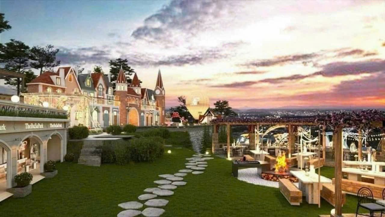 CẦN BÁN GẤP KHU NHÀ HÀNG CAFE VIEW ĐẸP TẠI VẠN THÀNH, ĐÀ LẠT