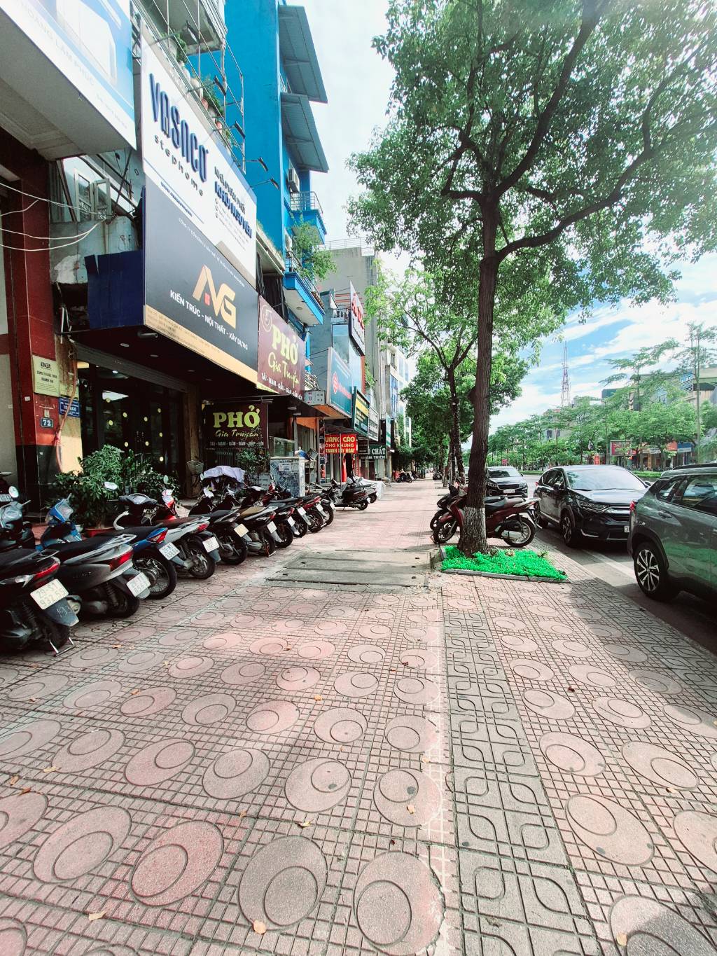 MẶT PHỐ NGUYỄN VĂN CỪ 33 tỷ 100m MẶT TIỀN 4m XÂY 7TẦNG, LONG BIÊN 2
