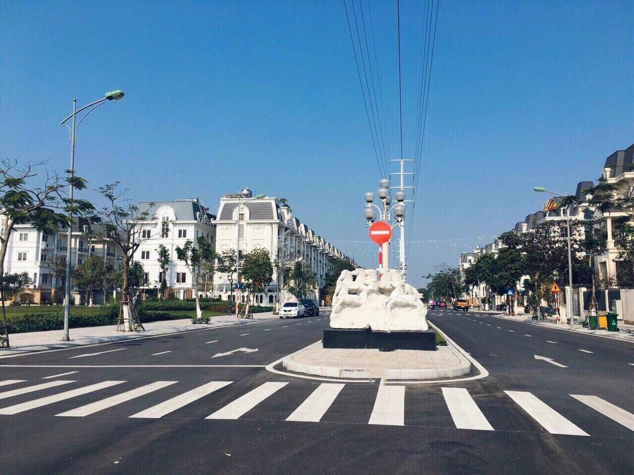 CẦN BÁN NV1 225M2 VIEW VƯỜN HOA TẠI KĐT LIDECO (Sdt liên hệ: 0915458886)