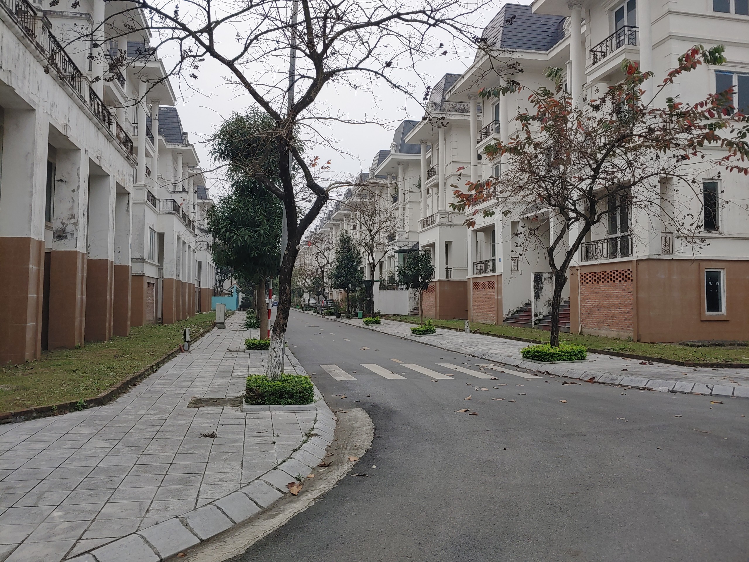 BÁN BIỆT THỰ 2 MẶT TIỀN 259 M2 KDT LIDECO ( 0915458886) 4