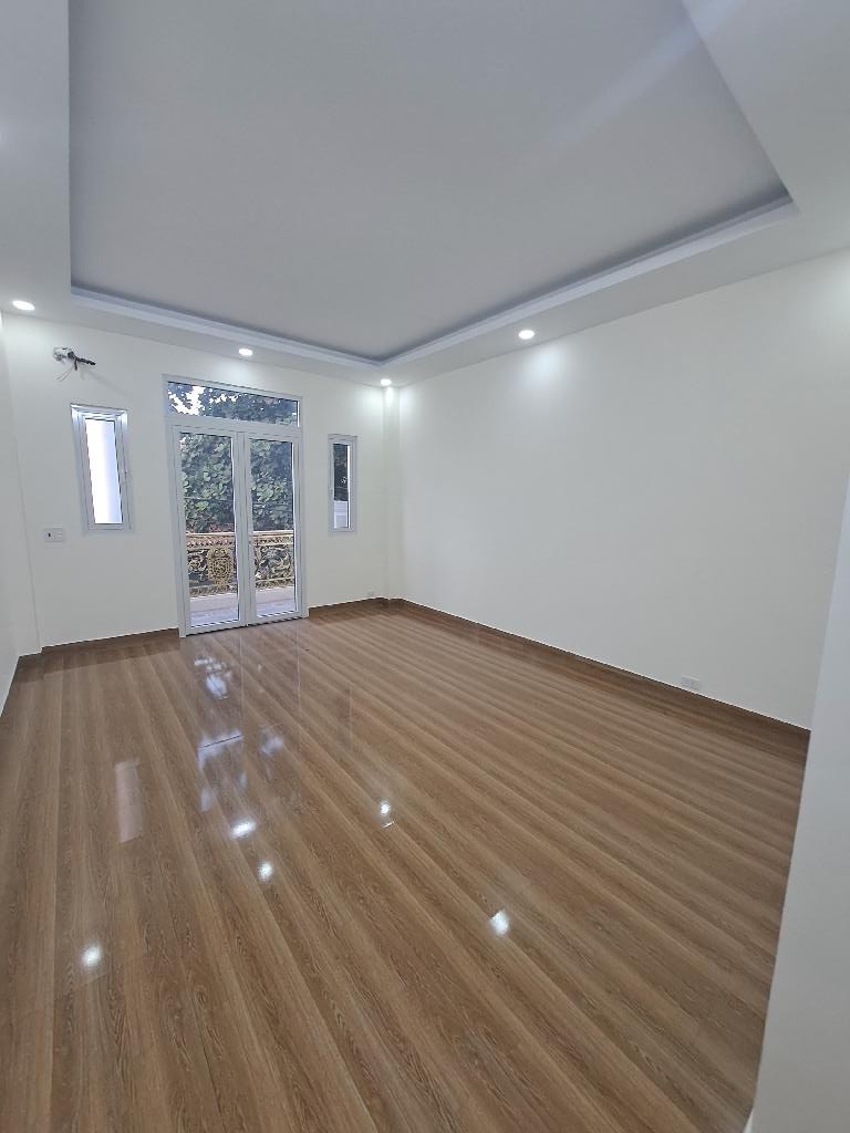 NHÀ ĐẸP HIỆP THÀNH 05 – Ô TÔ ĐẬU CỬA – 67.8M² – 4 TẦNG – CHỈ 7.1 TỶ TL