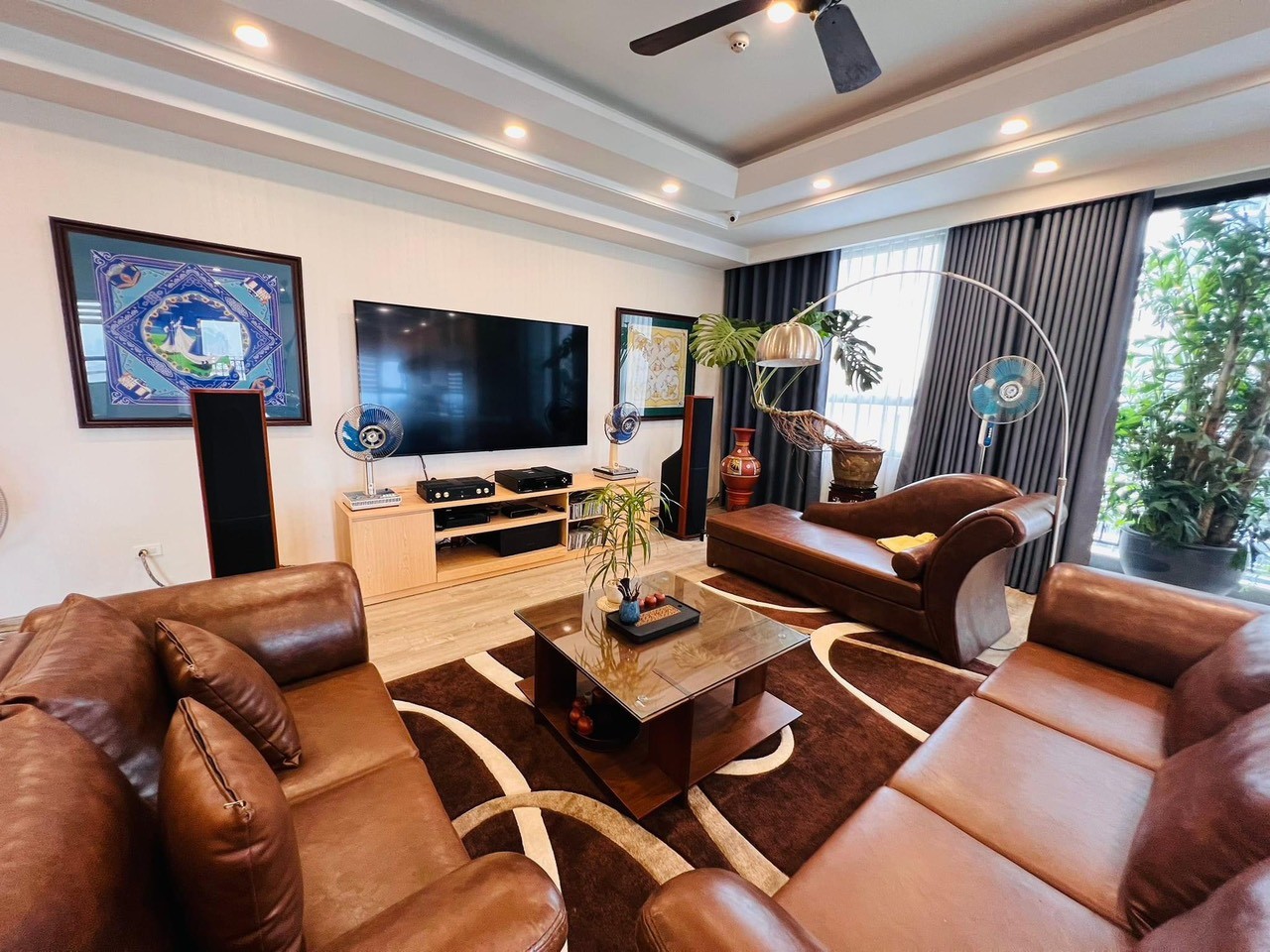 Cần bán Căn hộ chung cư dự án Toà nhà hỗn hợp Vườn Đào, Diện tích 150m², Giá Thương lượng