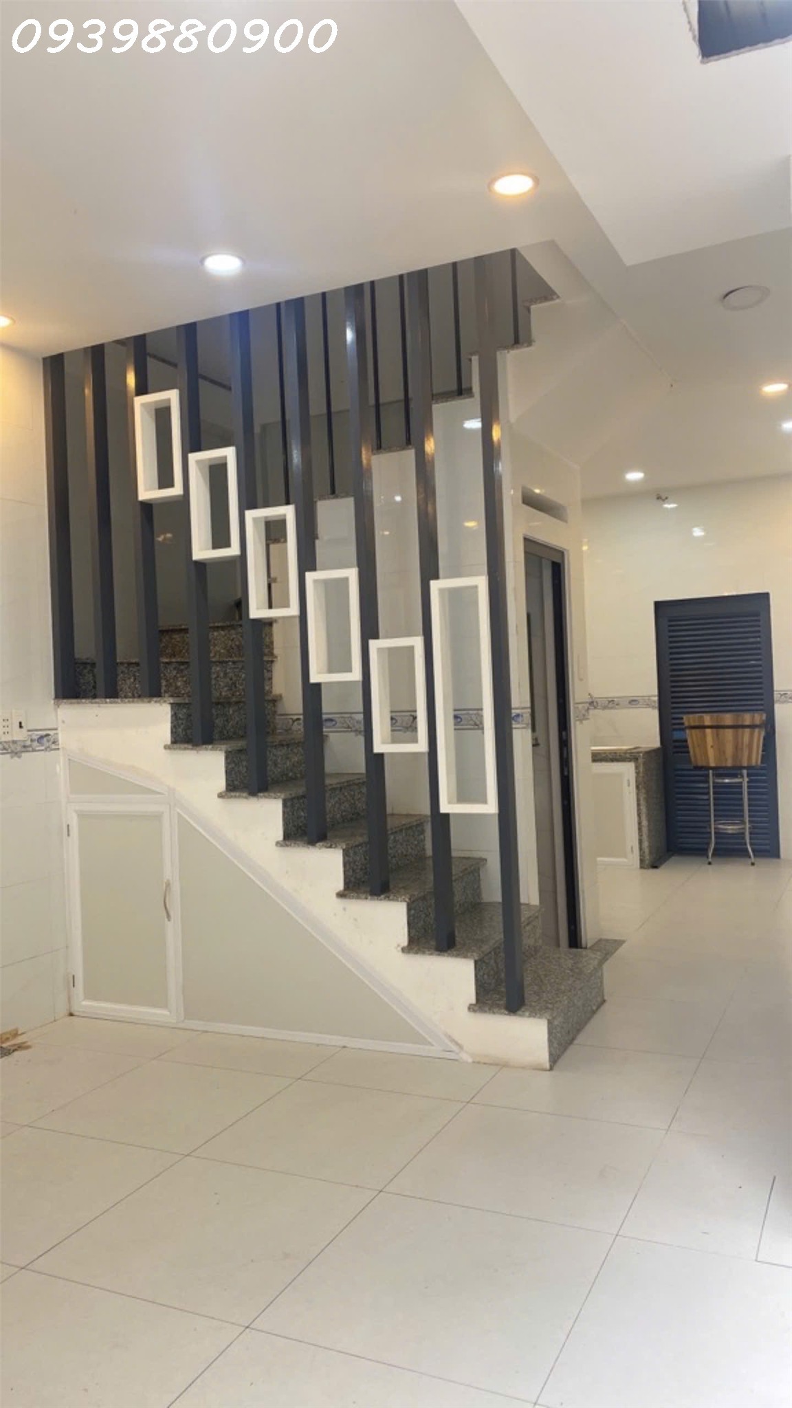 Phú Nhuận, sát mặt tiền Huỳnh Văn Bánh - 6,85Tỷ TL. 4