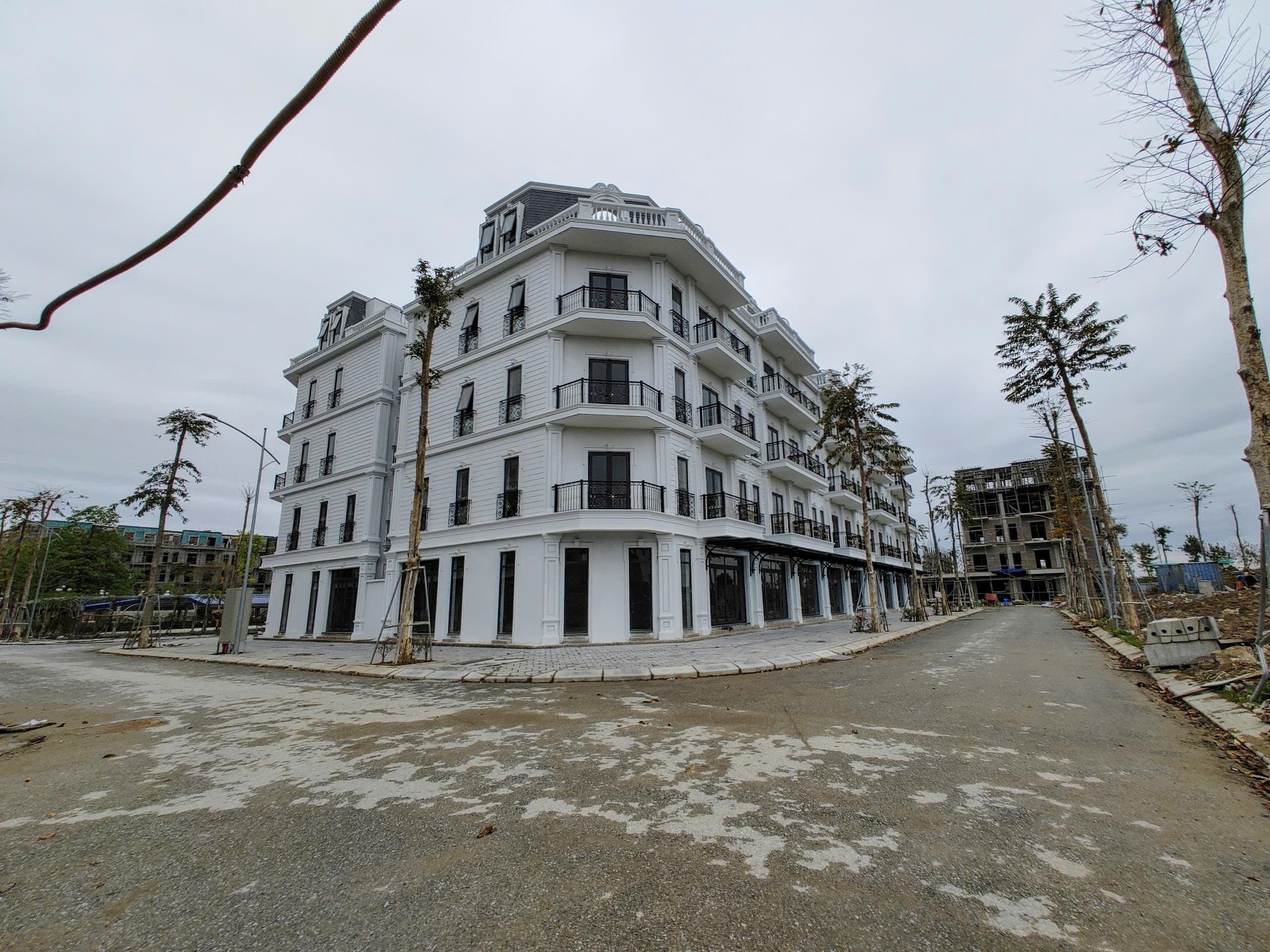 80m2 LIỀN KỀ 3 KĐT ĐÔNG DƯƠNG – ĐỨC THƯỢNG RESIDENCE, MẶT ĐƯỜNG 24M (0915458886) 2