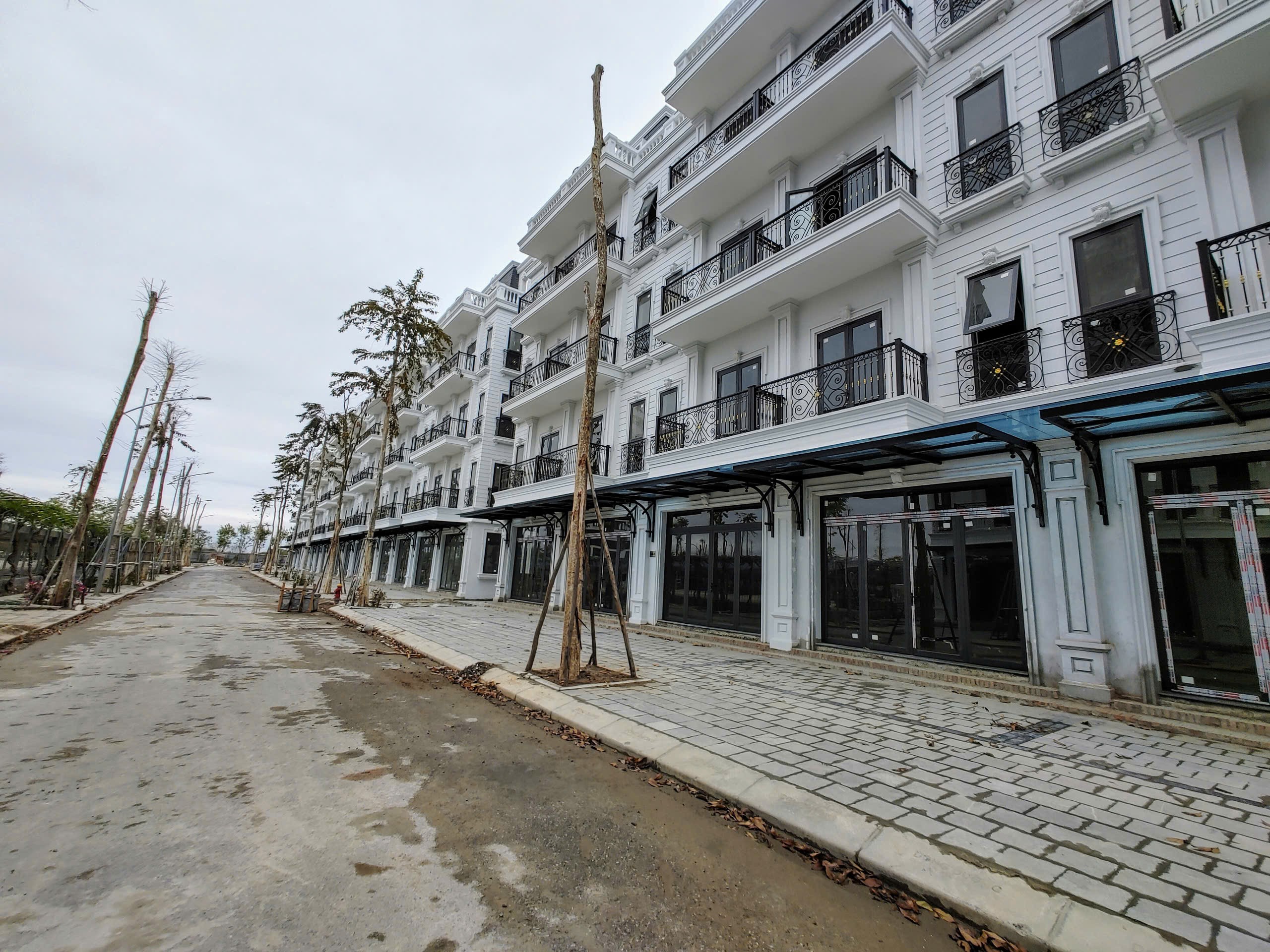 BÁN LK5 VIEW CÔNG VIÊN, MẶT ĐƯỜNG 12M KĐT ĐÔNG DƯƠNG RESIDENCE – ĐỨC THƯỢNG (0915458886) 3
