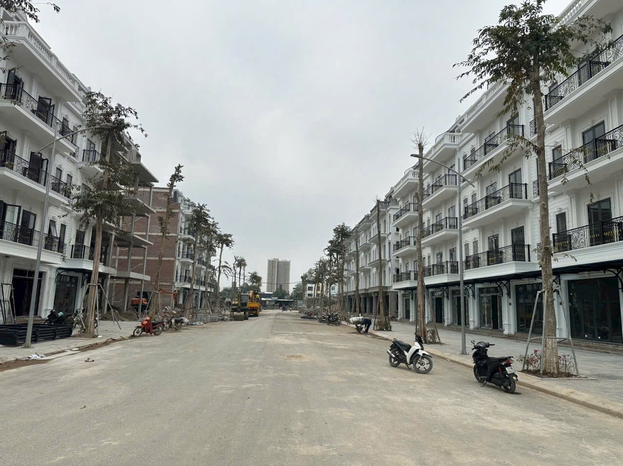 CẦN THANH KHOẢN LIỀN KỀ MẶT TRƯỜNG MẦM NON KĐT ĐÔNG DƯƠNG RESIDENCE – ĐỨC THƯỢNG (0915458886) 3