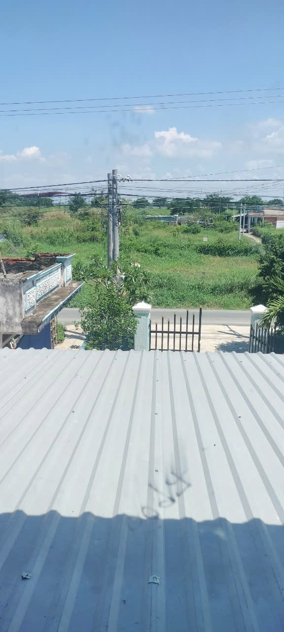 MUa đất tặng nhà 1 trệt 1 lầu 172m2 mt TL826B giá ngộp 1 tỏi 7 4