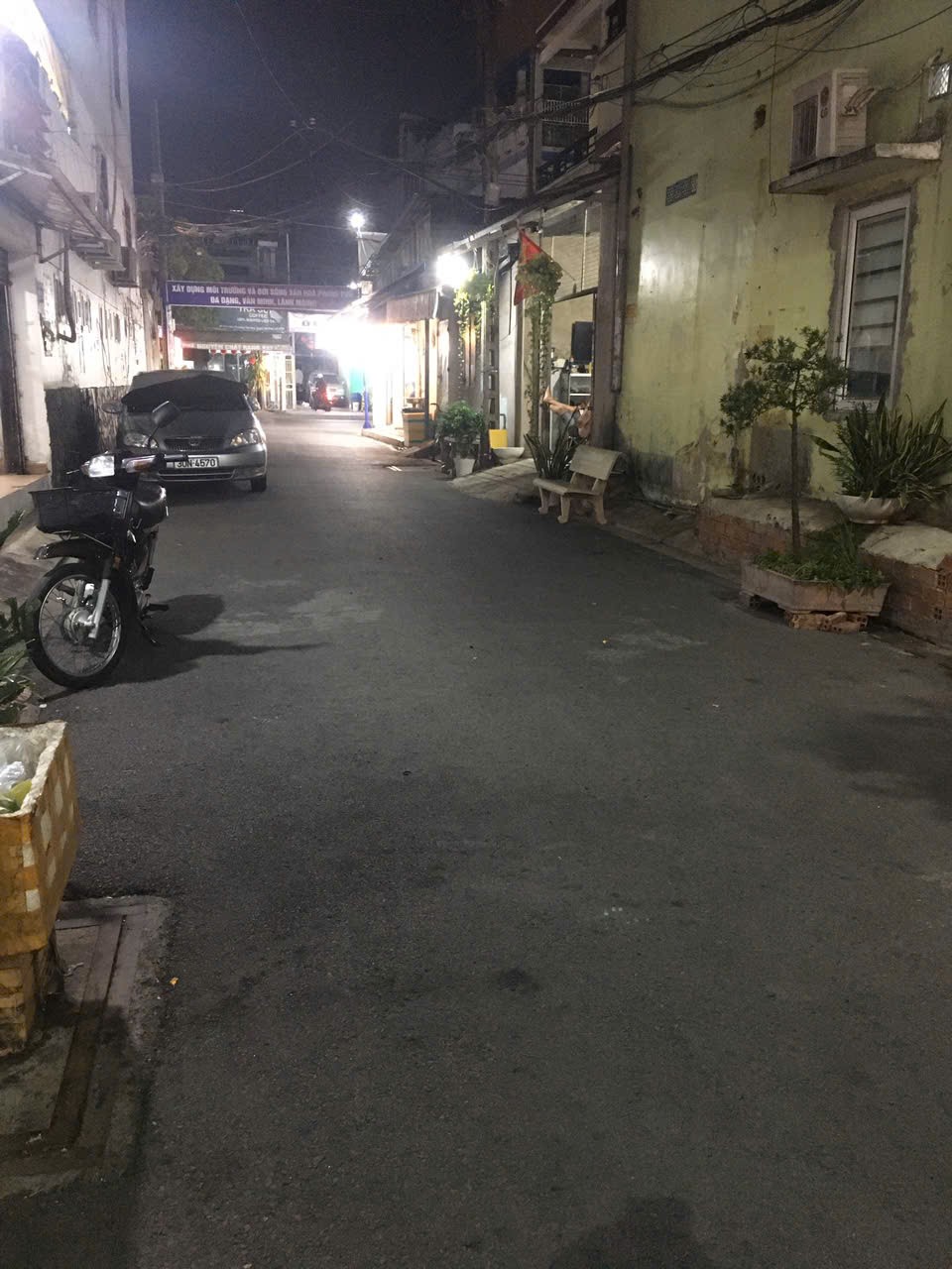 Bán nhà hẻm 8m Cầu Xéo-ngang 4m-sổ vuông-mua bán tấp nập