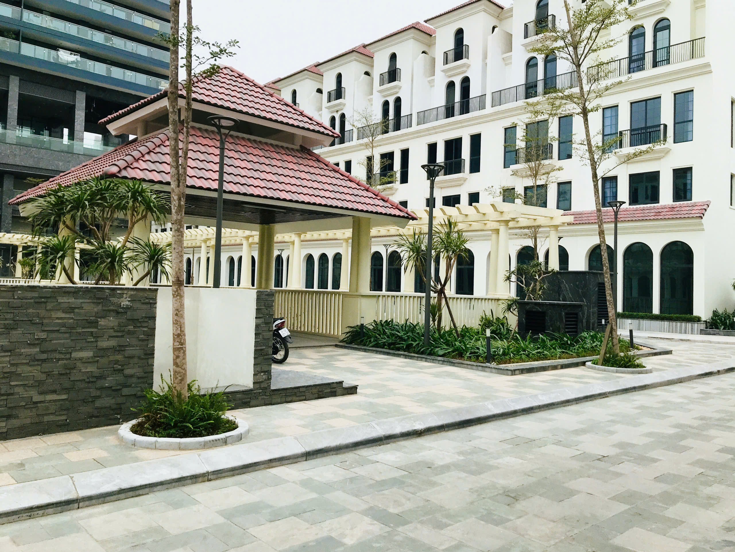 BÁN SHOPHOUSE SUNSHINE GOLDEN RIVER ĐƯỜNG 21M, LÔ GÓC ĐẸP NHẤT NỐT LOTTE MALL -  59 TỶ 3