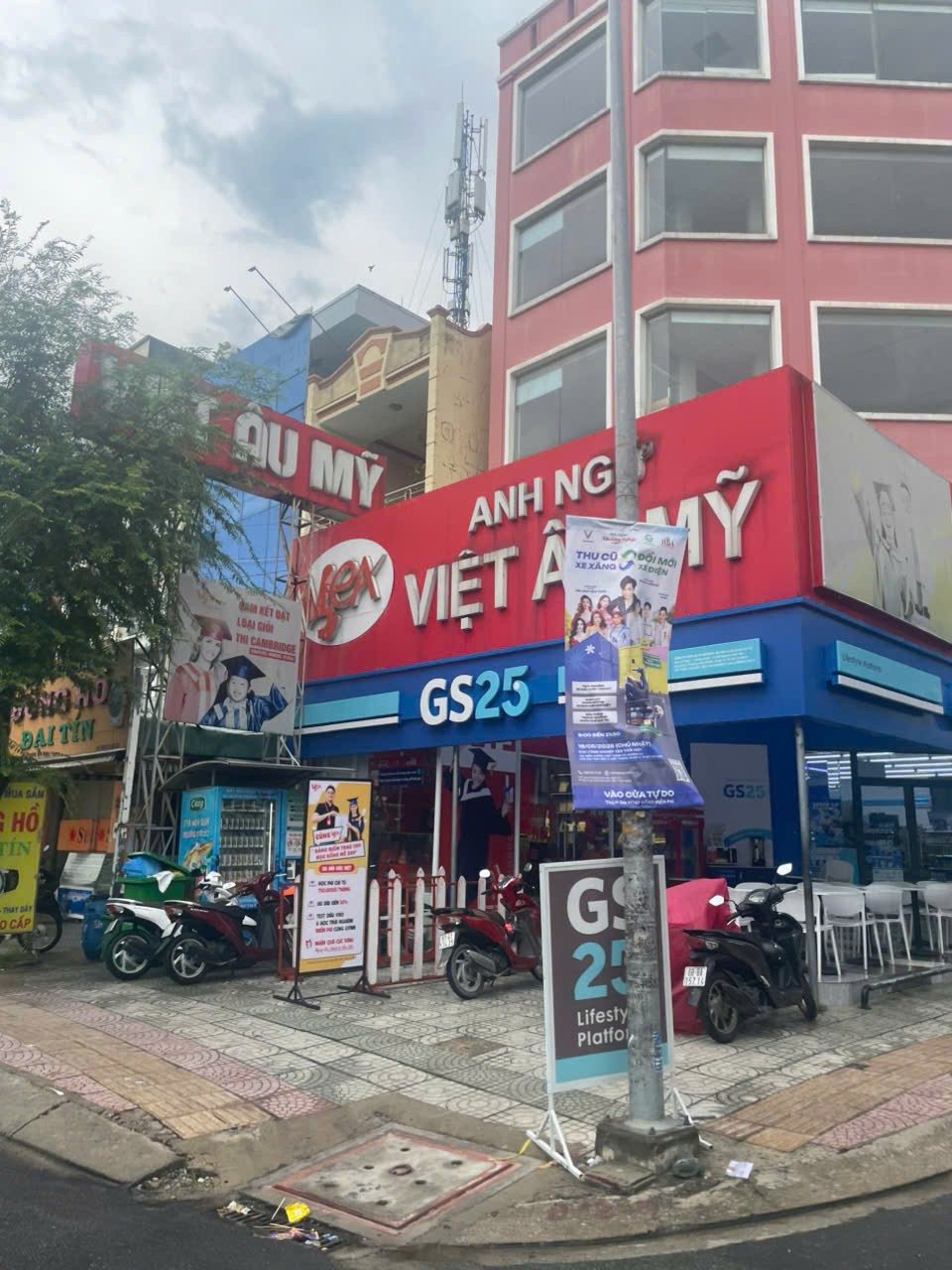 TOÀ NHÀ MBKD 5 TẦNG (9x25) MẶT TIỀN NGUYỄN ẢNH THỦ, Q12 – ĐANG KHAI THÁC