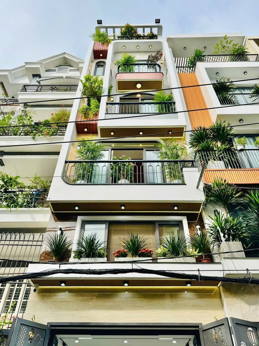 NHÀ PHỐ CAO CẤP LÊ VĂN THỌ – FULL NỘI THẤT, THANG MÁY, XE TẢI TRÁNH – CHẬM LÀ MẤT
