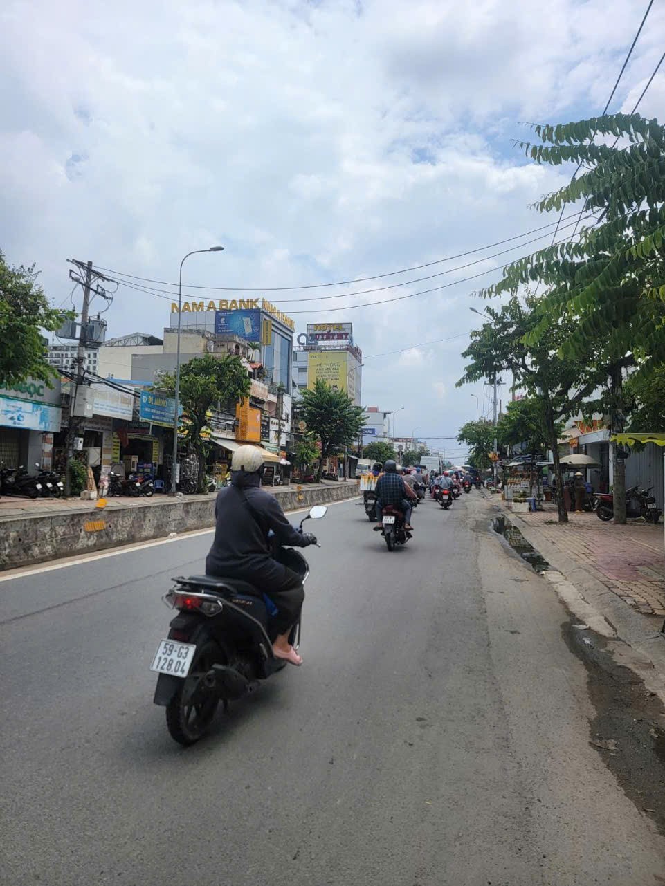BÁN NHÀ (4.6X35) MẶT TIỀN HÀ HUY GIÁP, THẠNH LỘC, QUẬN 12 GIÁ 11.5 TỶ 4