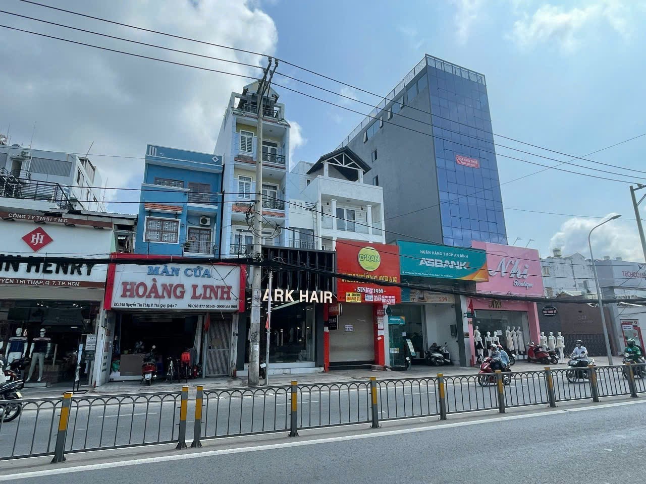 Bán nhà Quận 7 đường Nguyễn Thị thập,P. Tân Quy, dt 5x20m, 3 lầu, giá 23,8 tỷ