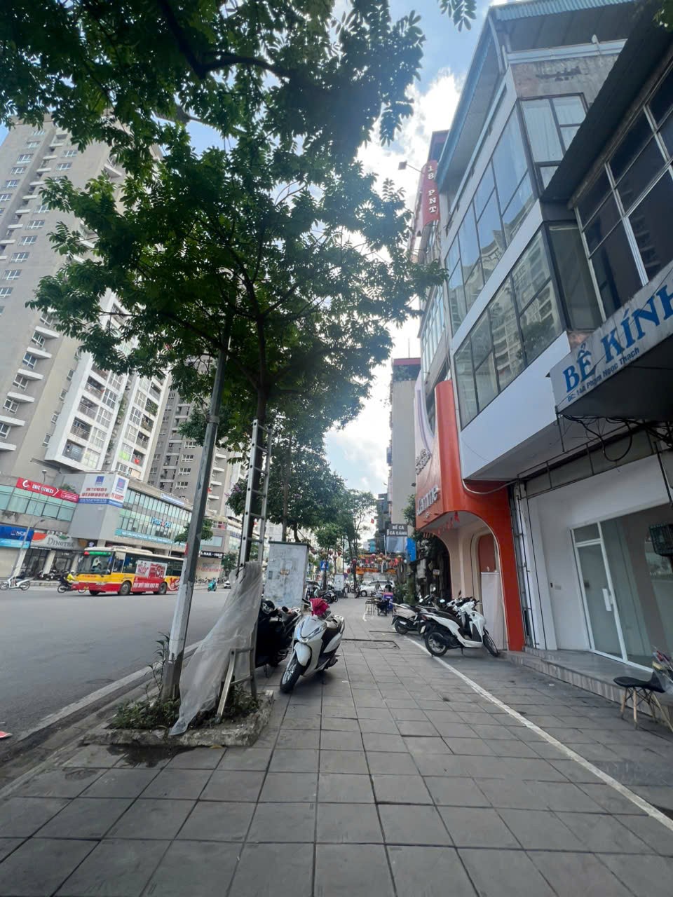 Cần bán Nhà mặt tiền đường Phạm Ngọc Thạch, Phường Kim Liên, Diện tích 60m², Giá 28.5 Tỷ