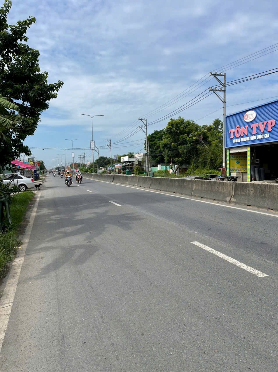 956m2 đất vườn mặt tiền tỉnh lộ 824, xã Lương Hòa, Bến Lức, Long An giá 7 tỷ 2