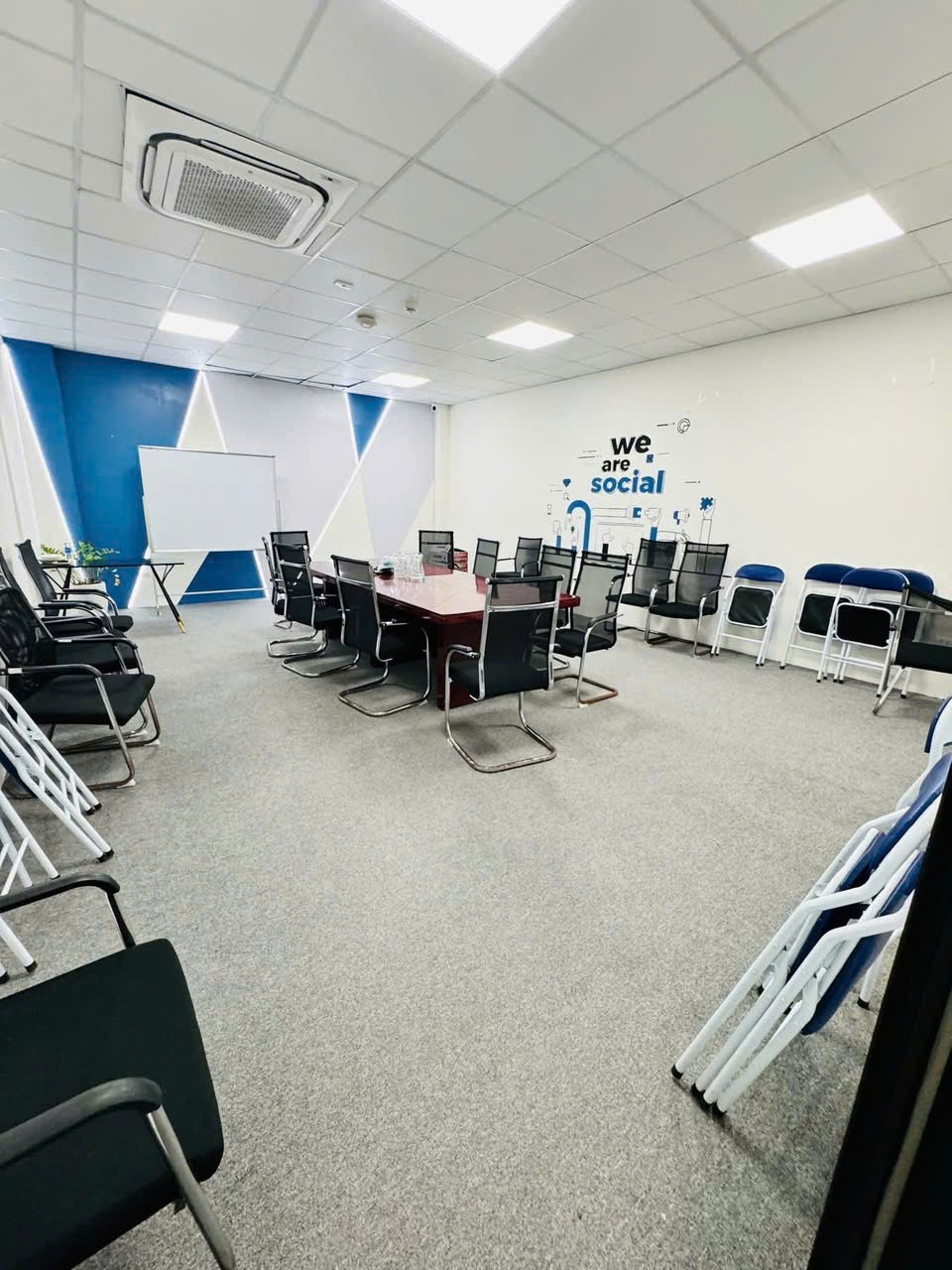 Tòa văn phòng Lê Trọng Tấn, Thanh Xuân. 180m2, 9 tầng, giá 65 tỷ( còn thương lượng). 4