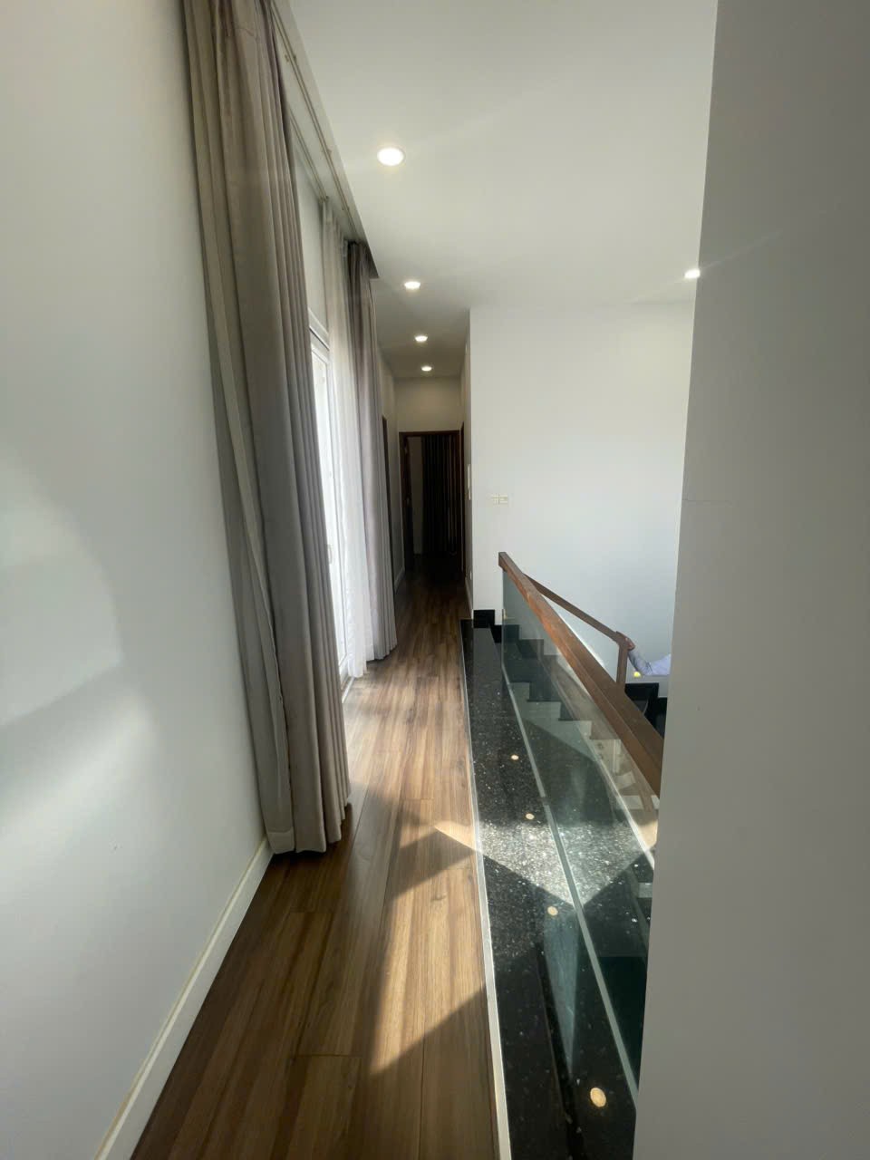 Cho thuê Nhà mặt tiền Phường Phú Hữu, Quận 9, Diện tích 251m², Giá 68 Triệu/tháng 8