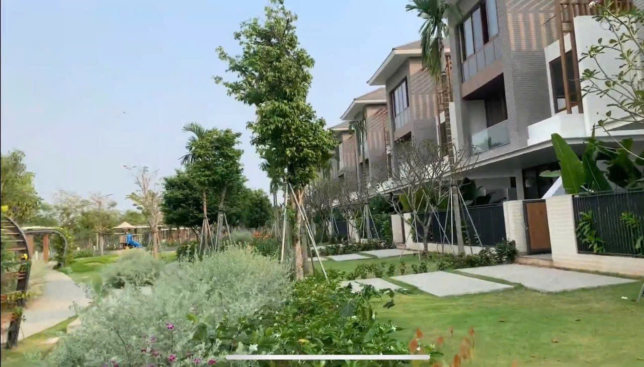 Cần bán Biệt thự Quận 7, Hồ Chí Minh, Diện tích 300m², Giá 55 Tỷ 7