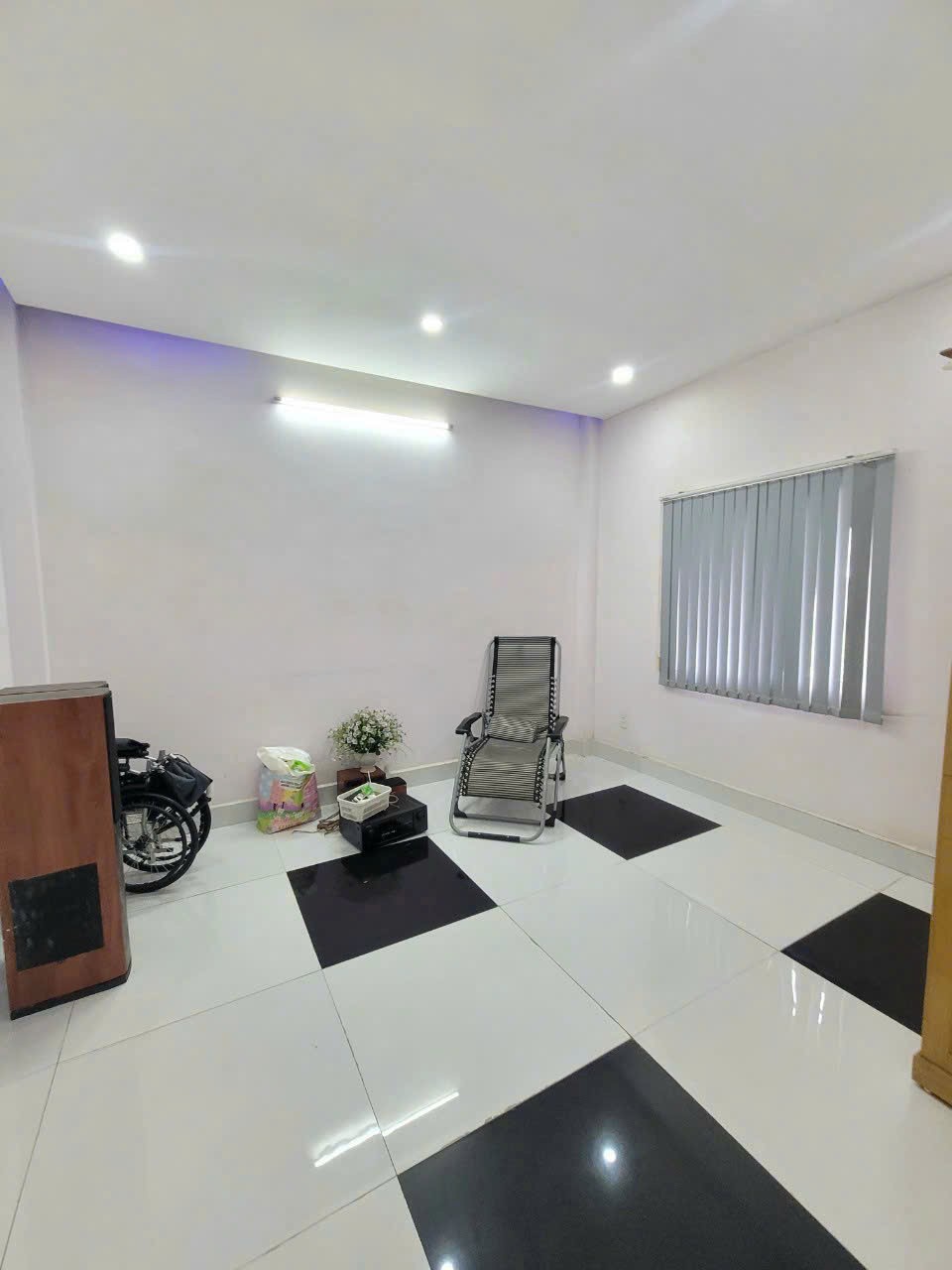 Cho thuê Nhà mặt tiền Dĩ An, Bình Dương, Diện tích 120m², Giá 16 Triệu/tháng 4