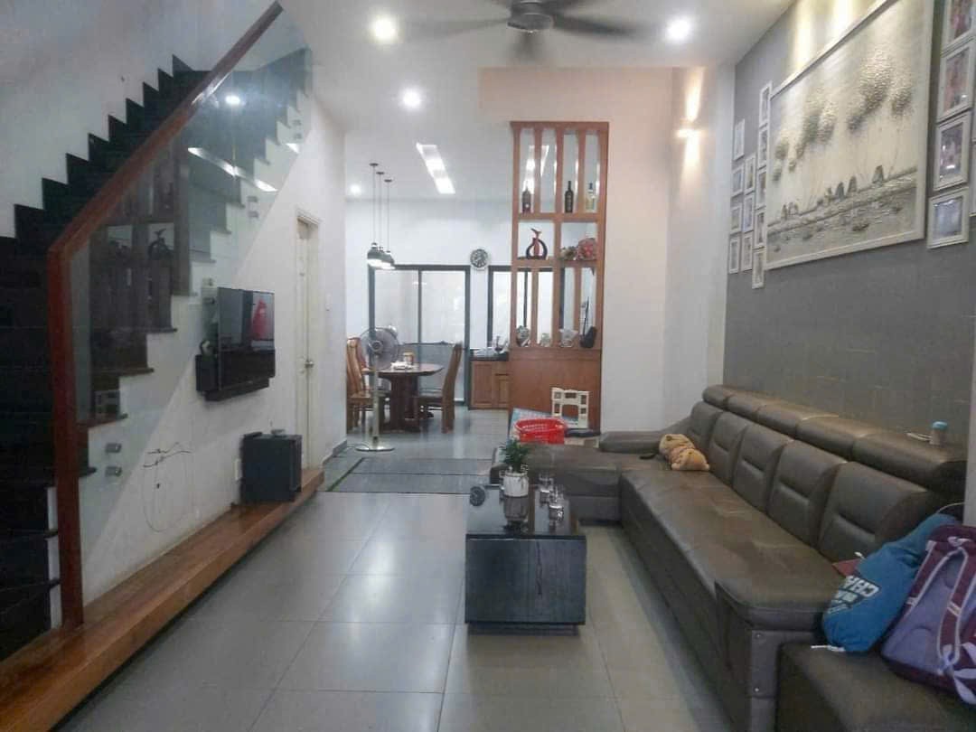 Cho thuê Nhà mặt tiền Dĩ An, Bình Dương, Diện tích 100m², Giá 14 Triệu/tháng