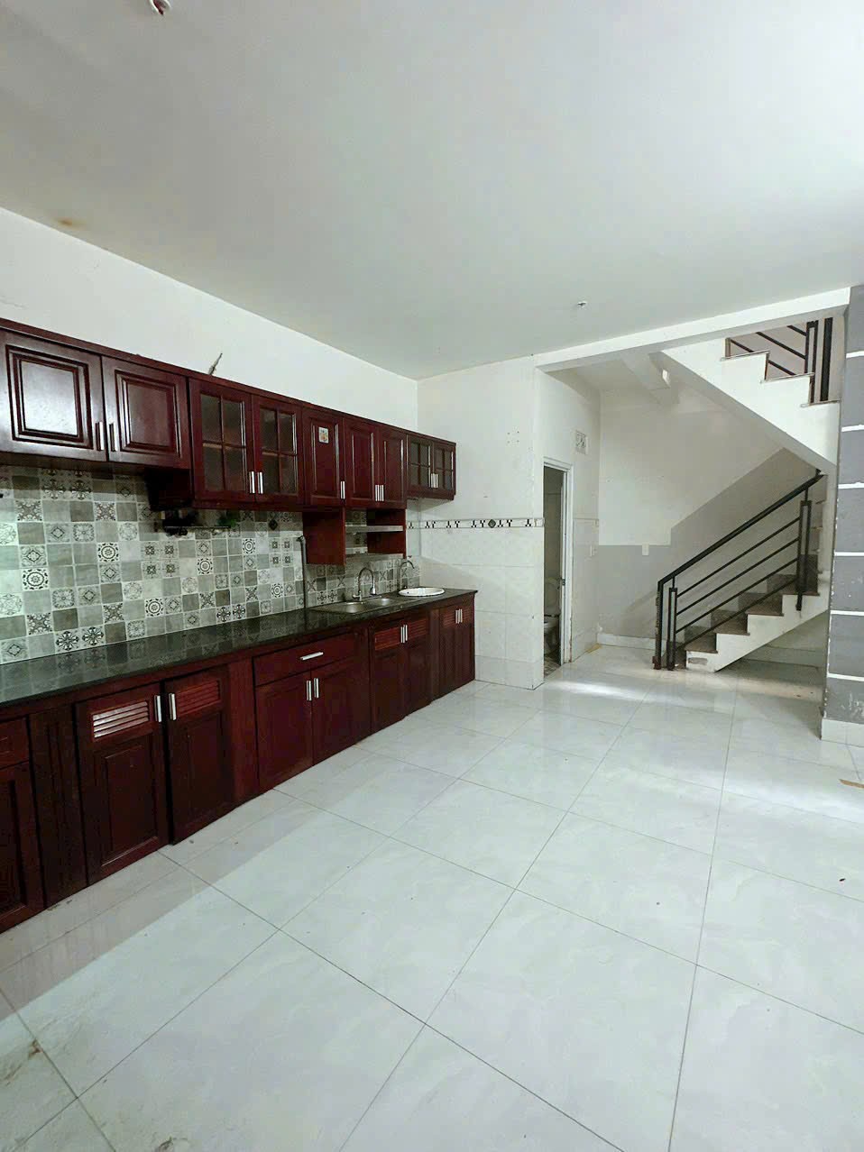 Nhà mặt tiền đường số 13, Bình Hưng Hòa dt 72m2 1 lầu 3pn 3wc giá 7,1 tỷ 5