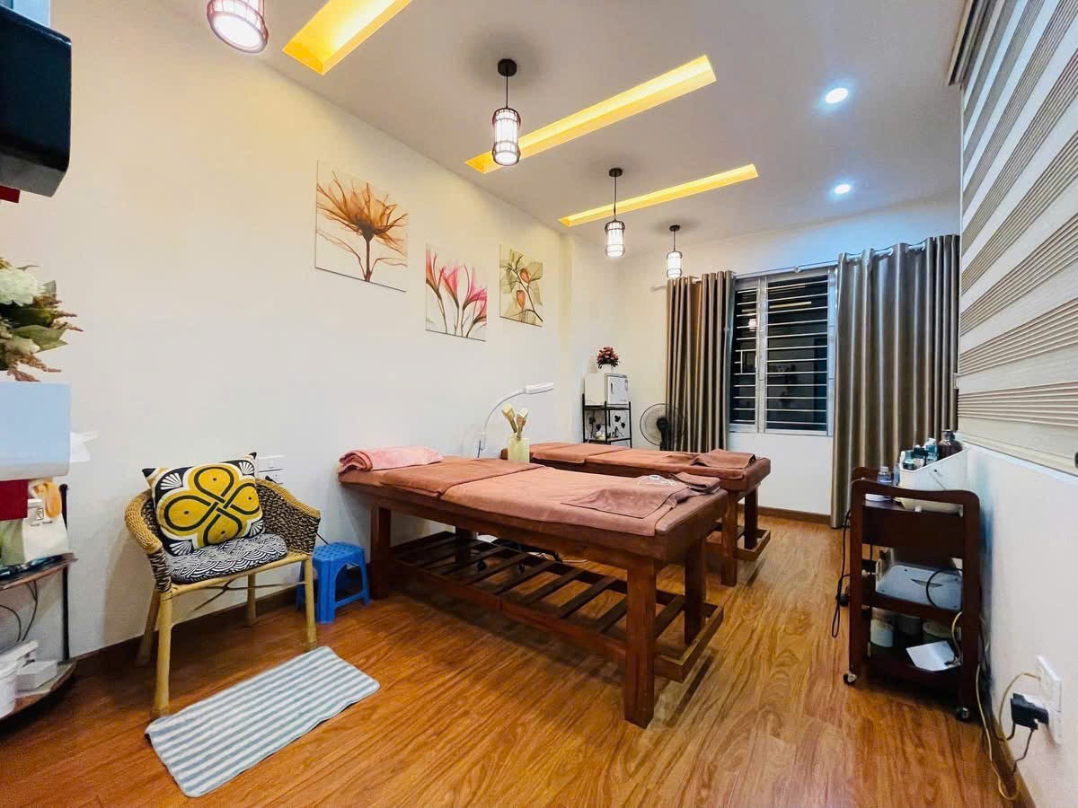 GIA ĐÌNH CẦN BÁN 98M2, 5 TẦNG, GIÁ 20 TỶ. HOÀNG VĂN THÁI, THANH XUÂN 2