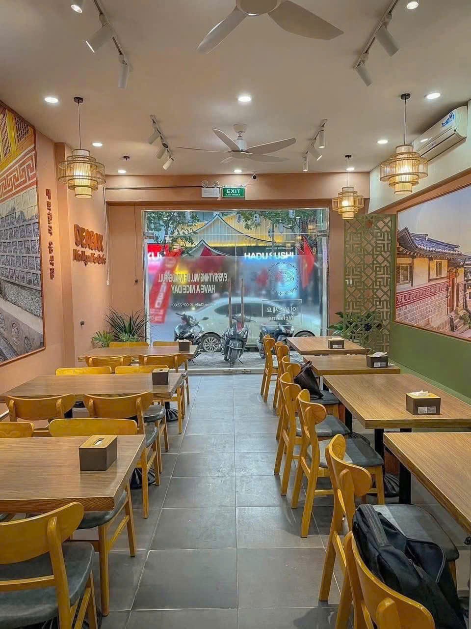 Mặt tiền quyền lực rộng 8,2m, Dt 165m2, giá 76 tỷ. Mặt phố Nguyễn Ngọc Nại, Thanh Xuân. 2