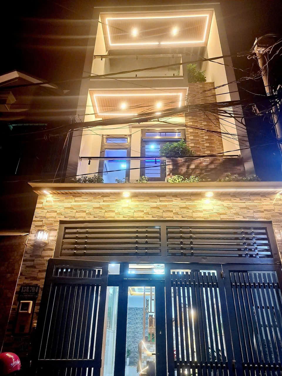 NHÀ MỚI 3 TẦNG (4x15) – ĐẸP KIÊN CỐ – GIÁ HƠN 5Đ HẺM 6M HUỲNH THỊ HAI, Q12