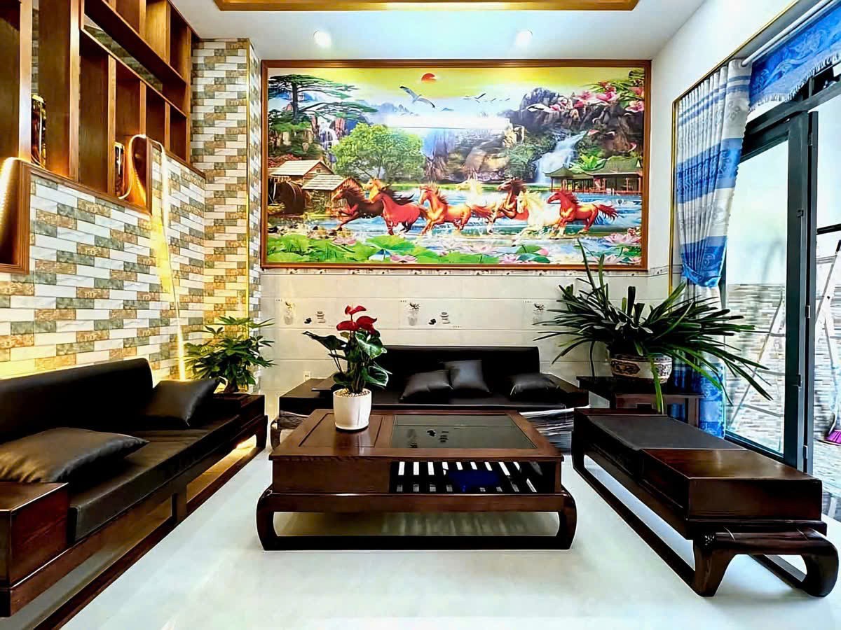 NHÀ MỚI 3 TẦNG (4x15) – ĐẸP KIÊN CỐ – GIÁ HƠN 5Đ HẺM 6M HUỲNH THỊ HAI, Q12 2
