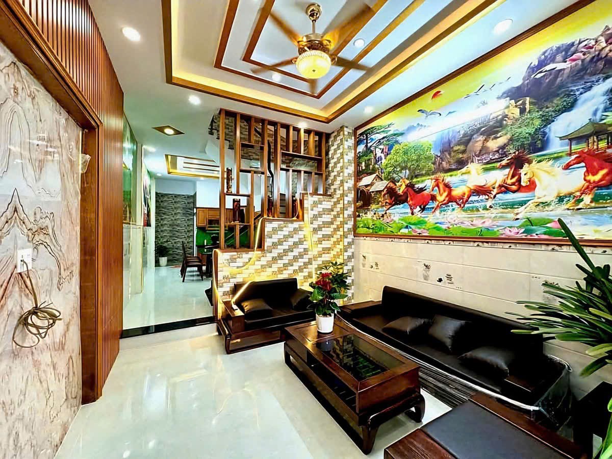 NHÀ MỚI 3 TẦNG (4x15) – ĐẸP KIÊN CỐ – GIÁ HƠN 5Đ HẺM 6M HUỲNH THỊ HAI, Q12 3