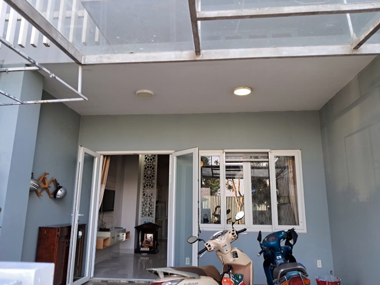Cho thuê Nhà mặt tiền Phường Phú Hữu, Quận 9, Diện tích 75m², Giá 013.5 Triệu/tháng 8