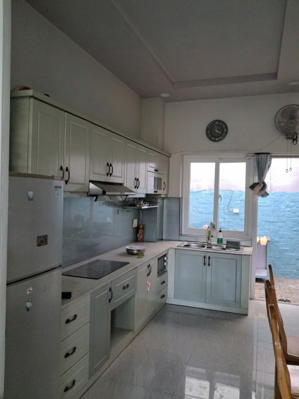 Cho thuê Nhà mặt tiền Phường Phú Hữu, Quận 9, Diện tích 75m², Giá 013.5 Triệu/tháng 9