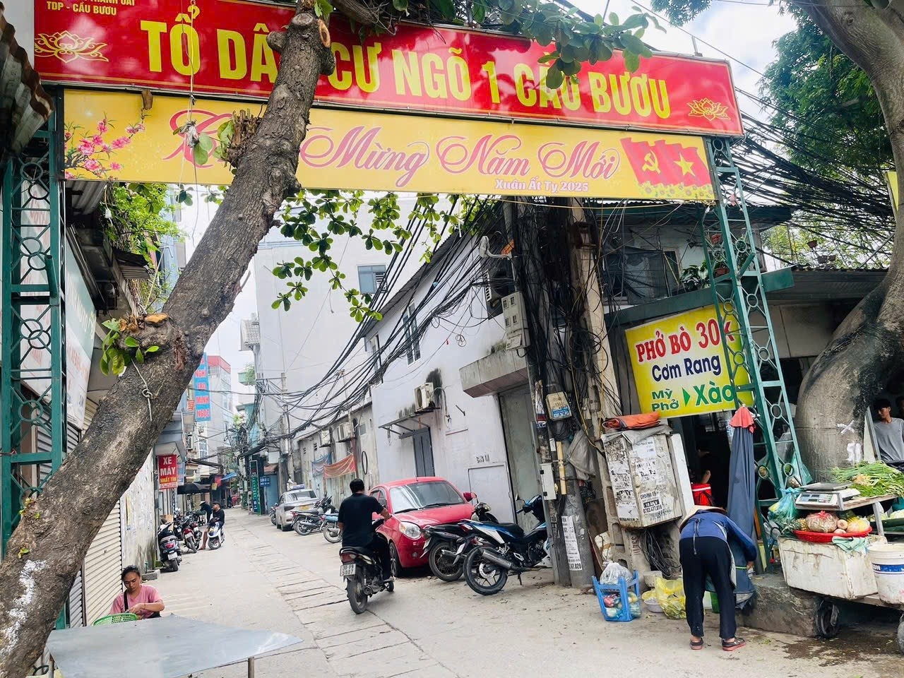 Nhà phố cầu Bươu, 67m2, ô tô tránh, MT 5m, kinh doanh tập nập, 10 tỷ
