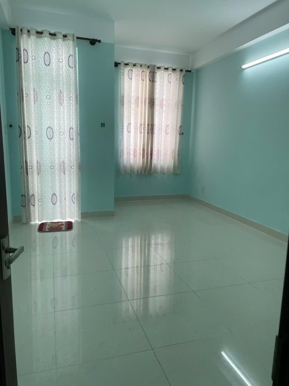 Cho thuê nhà đường 7L Khu Cư Xá Ngân Hàng,Quận 7 dt 4x23m,2 lầu,4PN Giá 23 Tr/th 2