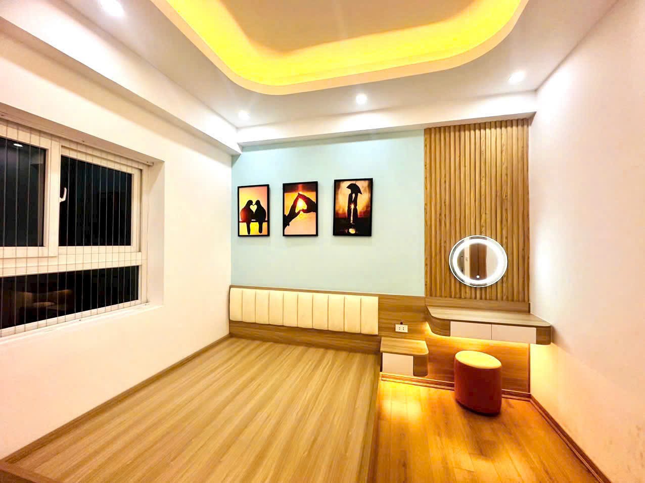 Chính chủ bán căn hộ chung cư HH02-1A, KDT Thanh Hà 4
