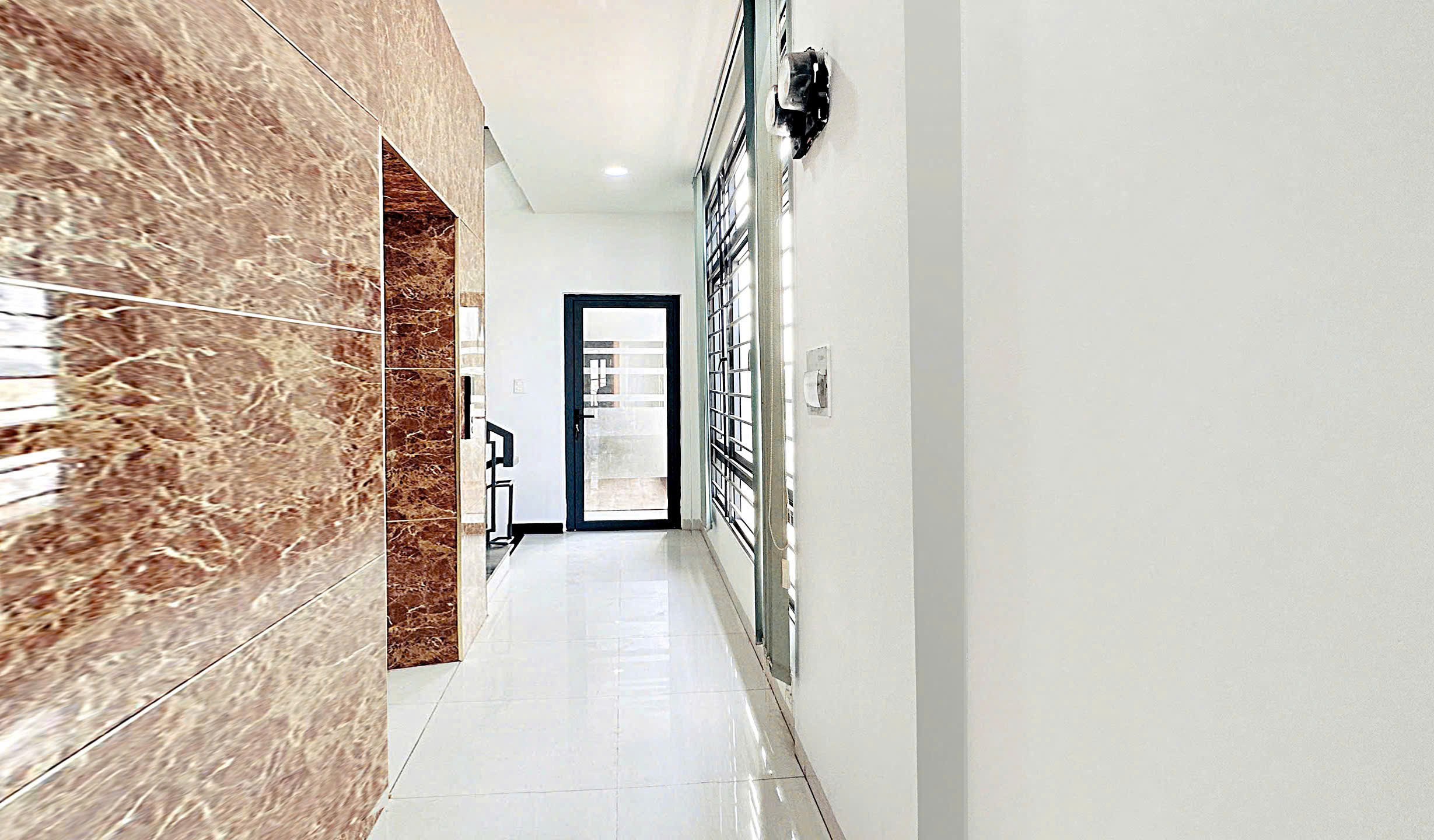 Cần bán Nhà mặt tiền đường Đỗ Xuân Hợp, Phường Phước Long B, Diện tích 175m 6 tầng 3