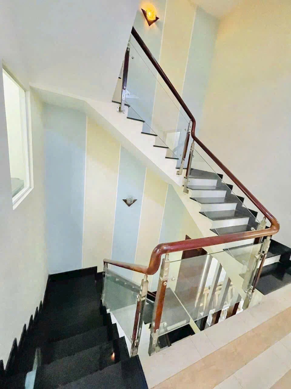 Nhà hẻm đường số 3, Bình Hưng Hòa dt 71m2 2 lầu 4pn 3wc giá 6,8 tỷ 4